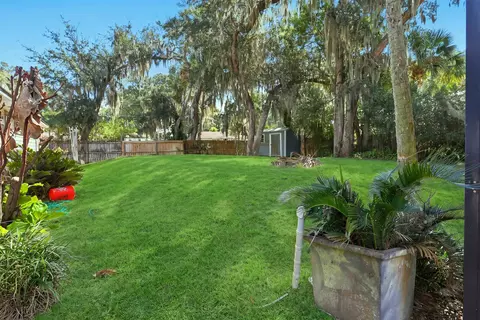 Exterior - 230 Mimosa Rd, Saint Augustine, FL 32086 photo 10 of 14