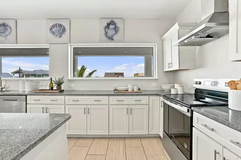 Kitchen - 5447 Atlantic Vw, Saint Augustine, FL 32080 photo 5 of 8