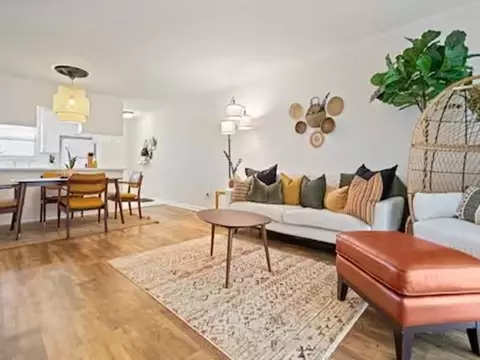 Living - 405 Flagler Blvd #10A, Saint Augustine, FL 32080 photo 2 of 3