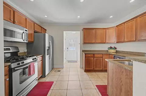 Kitchen - 18 Estey St, Saint Augustine, FL 32084 photo 2 of 4