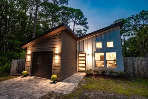 Exterior - 816 W 9th St, Saint Augustine, FL 32084 photo 7 of 7