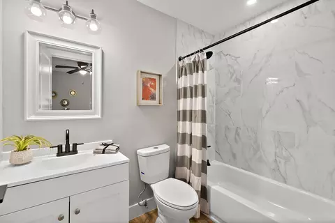 Bath - 816 W 9th St, Saint Augustine, FL 32084 photo 4 of 4
