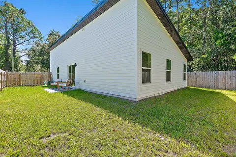 Exterior - 816 W 9th St, Saint Augustine, FL 32084 photo 3 of 7