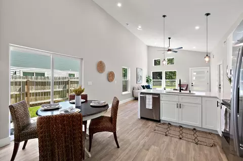 Dining - 816 W 9th St, Saint Augustine, FL 32084 photo 1 of 3