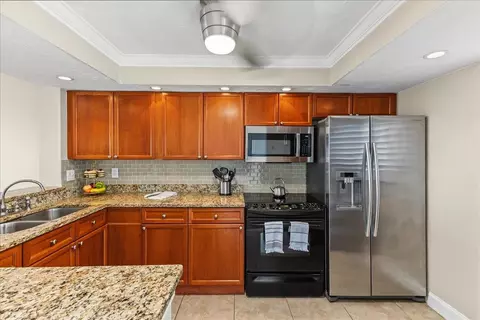 Kitchen - 4 Ocean Trace Rd #419, Saint Augustine Beach, FL 32080 photo 2 of 4
