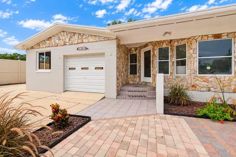 Exterior - 1301 Hernandez Blvd, Saint Augustine, FL 32080 photo 3 of 7