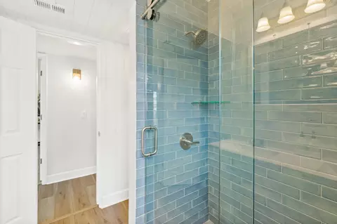 Bath - 1301 Hernandez Blvd, Saint Augustine, FL 32080 photo 5 of 6