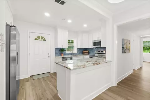 Entry Way - 1301 Hernandez Blvd, Saint Augustine, FL 32080 photo 1 of 2