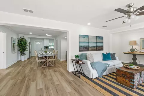 Living - 1301 Hernandez Blvd, Saint Augustine, FL 32080 photo 3 of 3