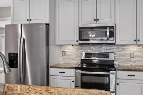 Kitchen - 1224 Prince Rd, Saint Augustine, FL 32086 photo 4 of 9