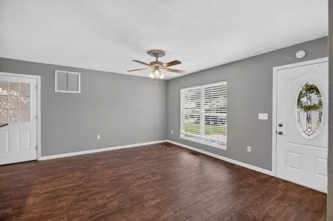 Living - 1224 Prince Rd, Saint Augustine, FL 32086 photo 2 of 13