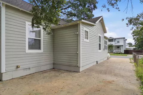 Exterior - 136 M L King Ave, Saint Augustine, FL 32084 photo 9 of 12