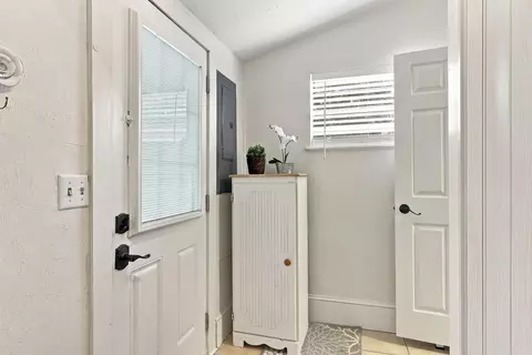 Entry Way - 136 M L King Ave, Saint Augustine, FL 32084 photo 5 of 5