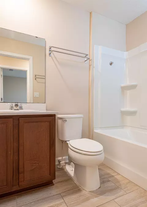 Bath - 221 Mustard Hill Ct, Saint Augustine, FL 32086 photo 4 of 4