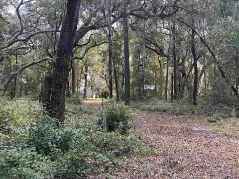 128 Sunset Ln, Interlachen, FL 32148 photo 11