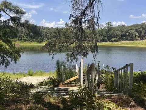 128 Sunset Ln, Interlachen, FL 32148 photo 2