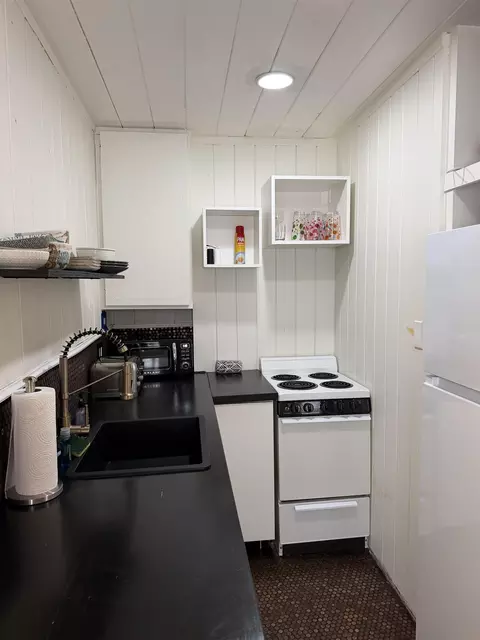 Kitchen - 50 Magnolia Dr Apt 50 A 50 B 48 #50 A, 50 B, 48, Saint Augustine, FL 32080 photo 7 of 7