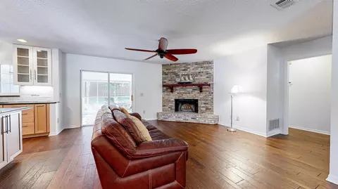 Living - 446 Shamrock Rd, Saint Augustine, FL 32086 photo 4 of 7