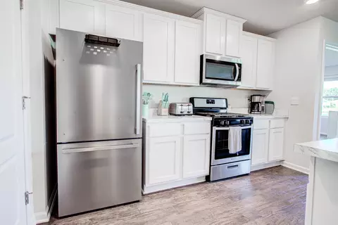 Kitchen - 108 Albacete Rd, Saint Augustine, FL 32084 photo 6 of 7