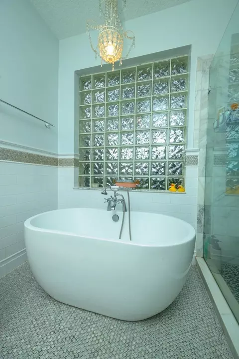 Bath - 400 San Nicolas Way, Saint Augustine, FL 32080 photo 3 of 6