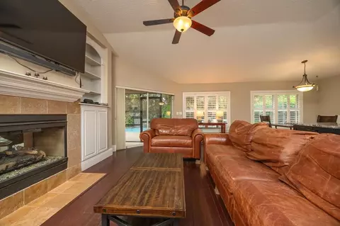 Living - 400 San Nicolas Way, Saint Augustine, FL 32080 photo 4 of 4