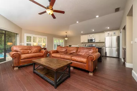 Living - 400 San Nicolas Way, Saint Augustine, FL 32080 photo 2 of 4