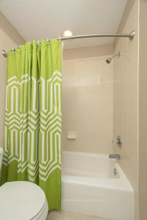 Bath - 400 San Nicolas Way, Saint Augustine, FL 32080 photo 6 of 6