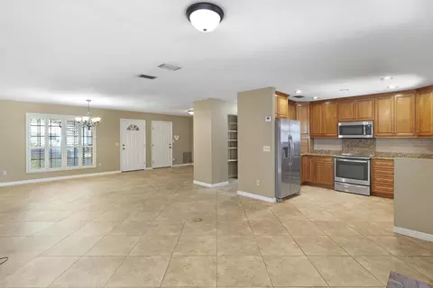 Living - 604 San Jose Rd, Saint Augustine, FL 32086 photo 1 of 8