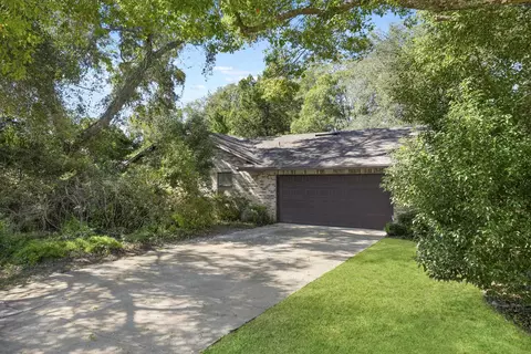 Exterior - 604 San Jose Rd, Saint Augustine, FL 32086 photo 2 of 9