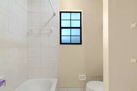 Bath - 604 San Jose Rd, Saint Augustine, FL 32086 photo 4 of 4