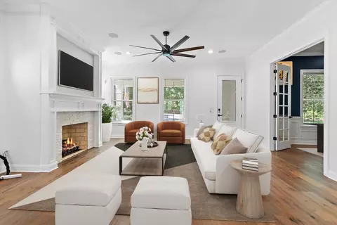 Living - 1954 N Loop Pkwy, Saint Augustine, FL 32095 photo 1 of 4