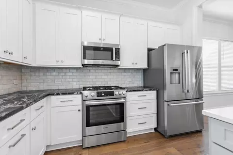 Kitchen - 1954 N Loop Pkwy, Saint Augustine, FL 32095 photo 4 of 4