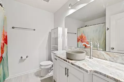 Bath - 724 Cabernet Pl, Saint Augustine, FL 32084 photo 1 of 2