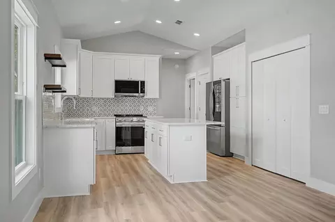 Kitchen - 1016 W 15th St, Saint Augustine, FL 32084 photo 1 of 6