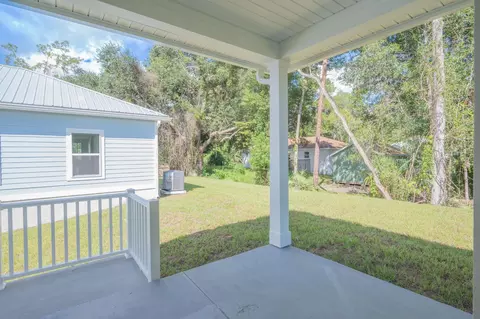 Exterior - 1016 W 15th St, Saint Augustine, FL 32084 photo 2 of 4