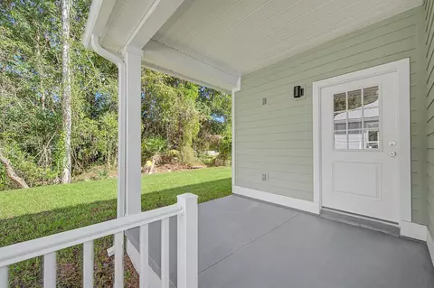 Exterior - 1016 W 15th St, Saint Augustine, FL 32084 photo 3 of 4