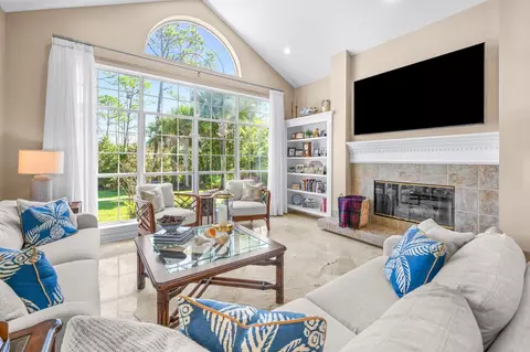 Living - 169 Herons Nest Ln, Saint Augustine, FL 32080 photo 3 of 6