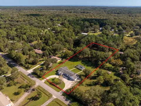 331 Circle Dr W, Saint Augustine, FL 32084 photo 2