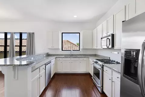 Kitchen - 654 Market St, Saint Augustine, FL 32095 photo 5 of 9