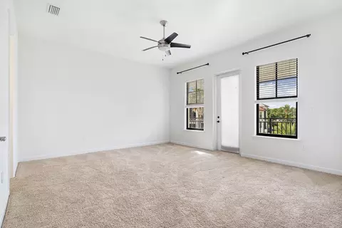 Bedroom - 654 Market St, Saint Augustine, FL 32095 photo 2 of 10