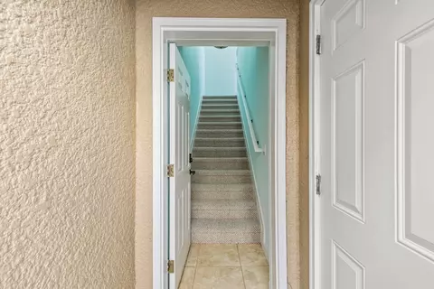 Entry Way - 654 Market St, Saint Augustine, FL 32095 photo 4 of 4