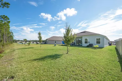 Exterior - 647 Narvarez Ave, Saint Augustine, FL 32084 photo 9 of 20