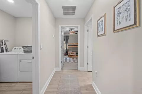 Entry Way - 647 Narvarez Ave, Saint Augustine, FL 32084 photo 6 of 6