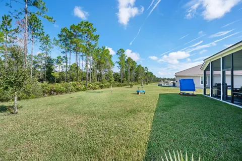 Exterior - 647 Narvarez Ave, Saint Augustine, FL 32084 photo 13 of 20