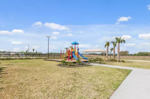 View/Area - 647 Narvarez Ave, Saint Augustine, FL 32084 photo 3 of 21