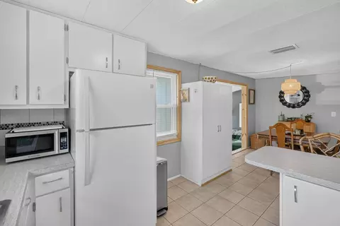Kitchen - 125 Deltona Blvd, Saint Augustine, FL 32086 photo 5 of 5