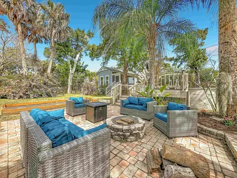 Exterior - 18 Solano Ave, Saint Augustine, FL 32080 photo 10 of 17