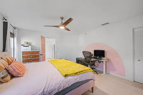 Bedroom - 242 Shamrock Rd, Saint Augustine, FL 32086 photo 1 of 5