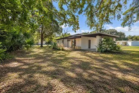 Exterior - 231 N Whitney St, Saint Augustine, FL 32084 photo 4 of 12
