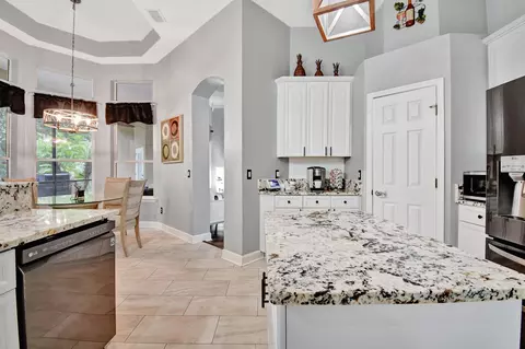 Kitchen - 2017 Rivers Own Rd, Saint Augustine, FL 32092 photo 4 of 4